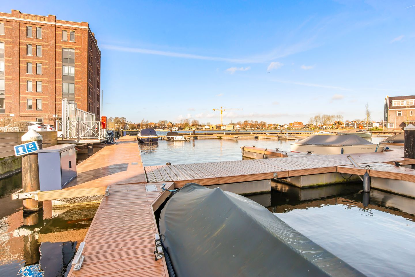 Foto 10 van SpaarneBuiten Ligplaats nr. 63