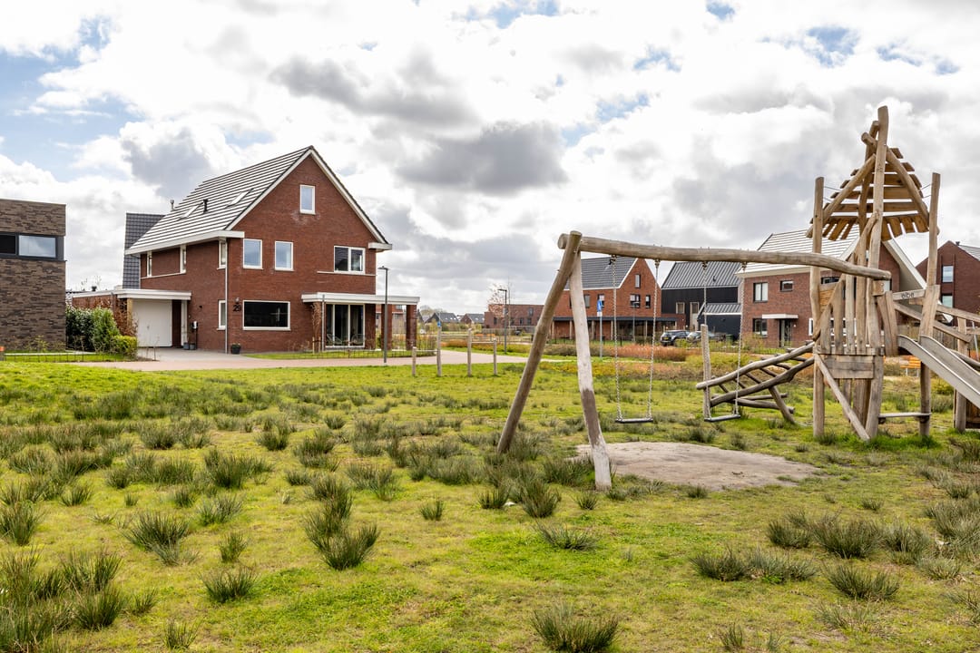 Foto 1 van Brandrood 29