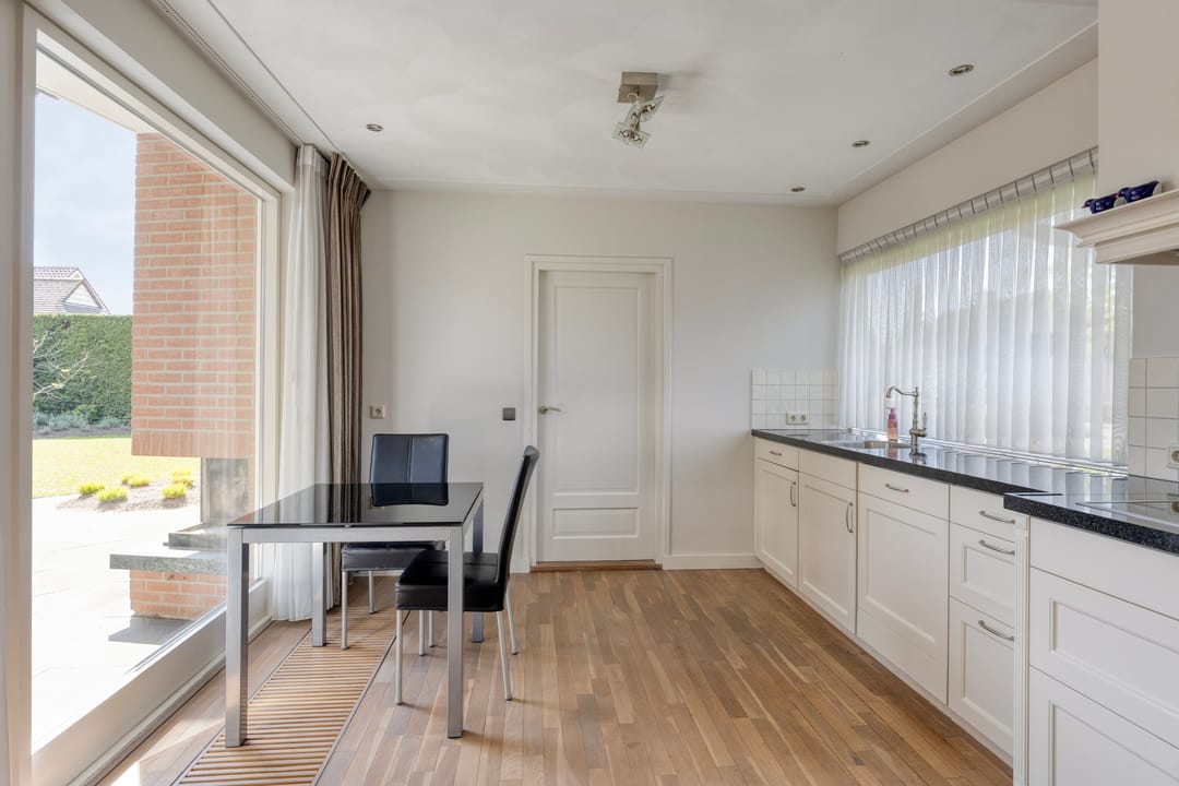 Photo 16 of Julianasingel 39