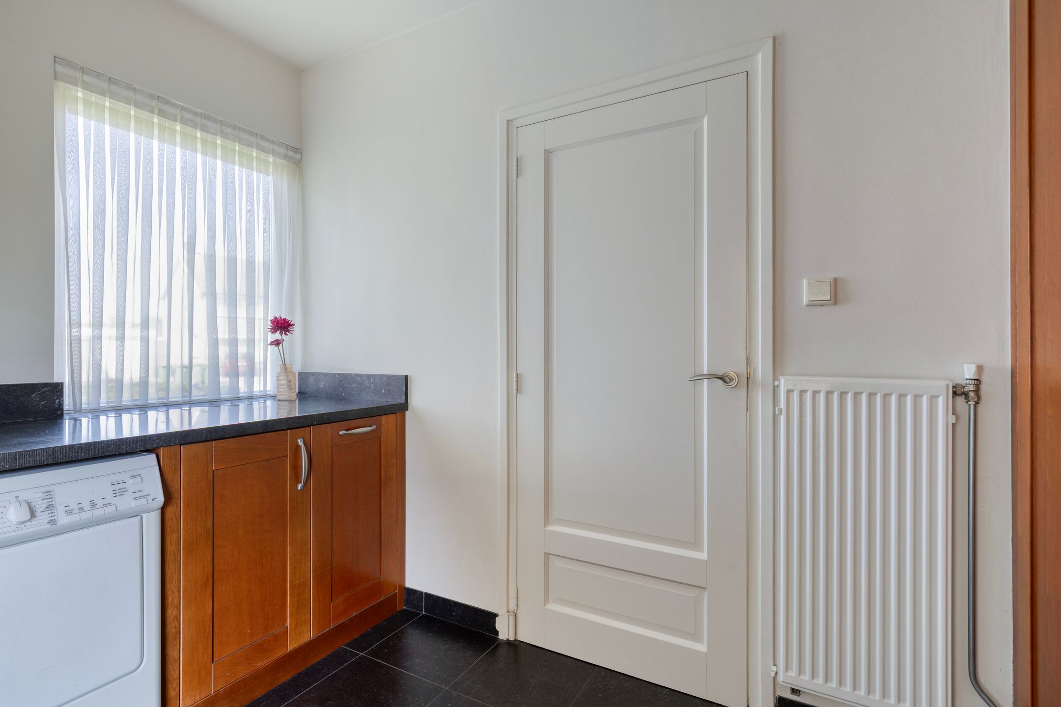 Photo 18 of Julianasingel 39