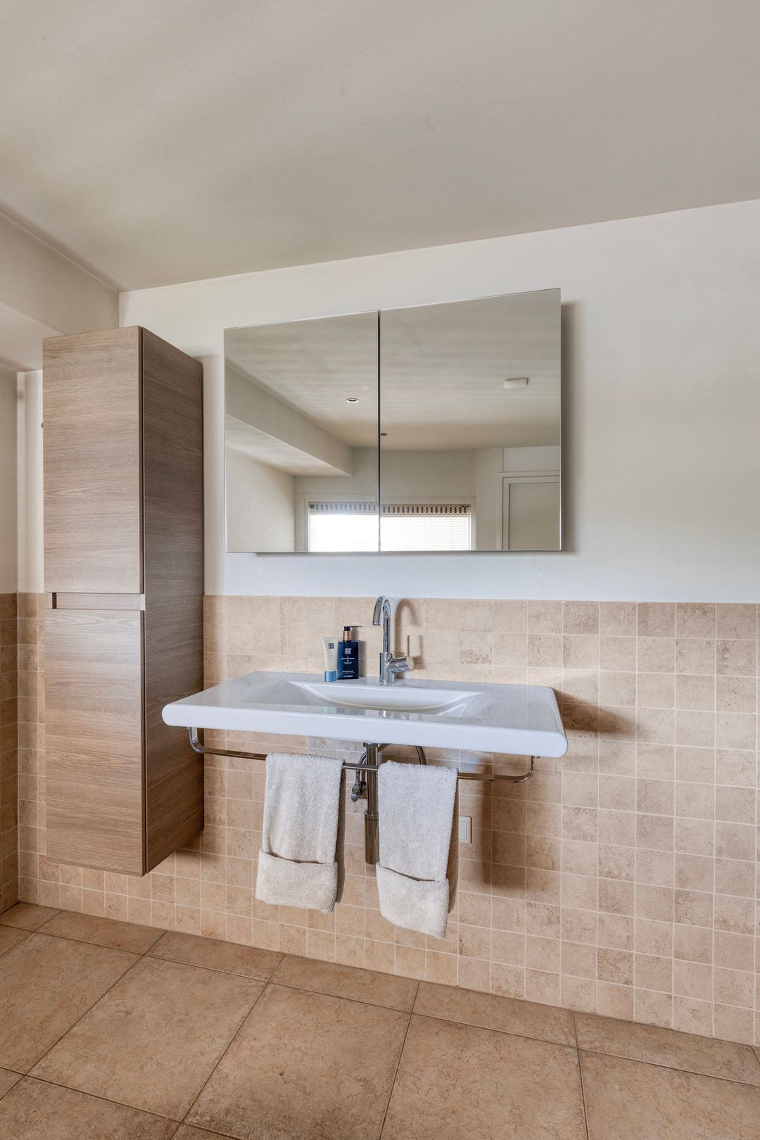 Photo 41 of Julianasingel 39