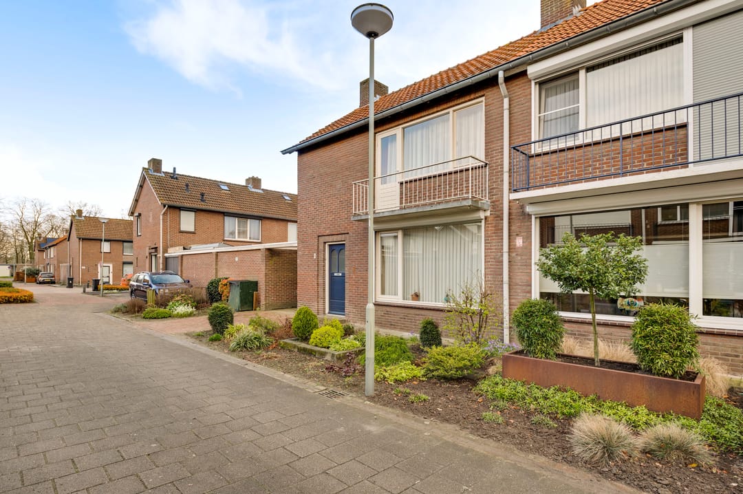 Photo 28 of Henry Hardenstraat 4