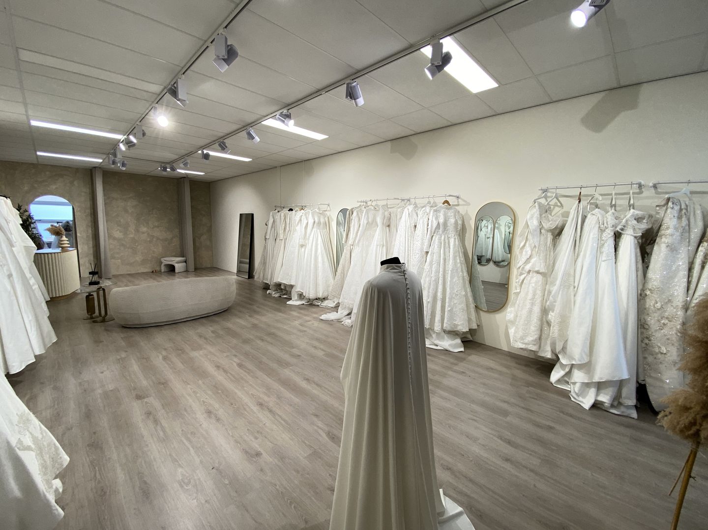 View photo 3 of Markerkant 12 5-06