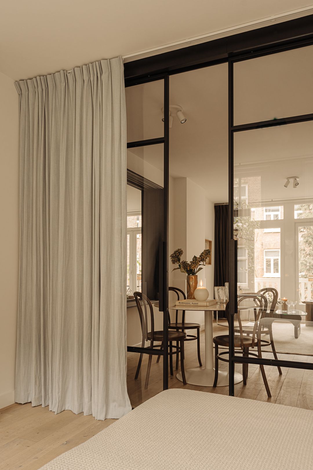 Photo 11 of Pieter Aertszstraat 100-1