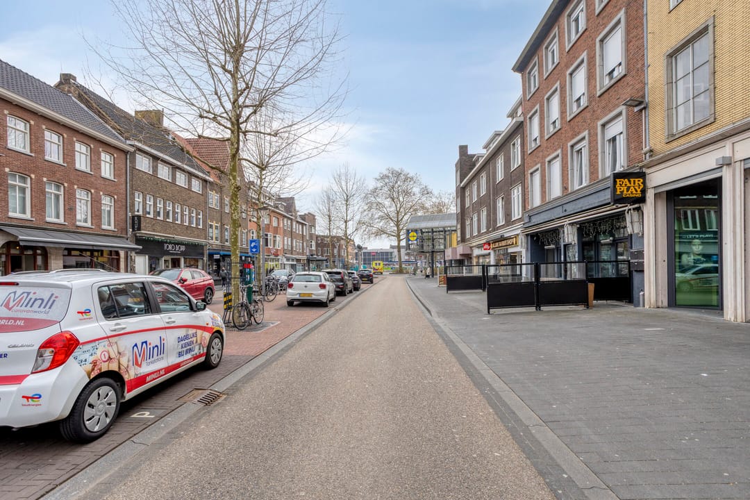 Foto 2 van Annastraat 17-C