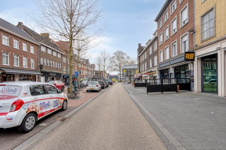 Foto 2 van Annastraat 17-C