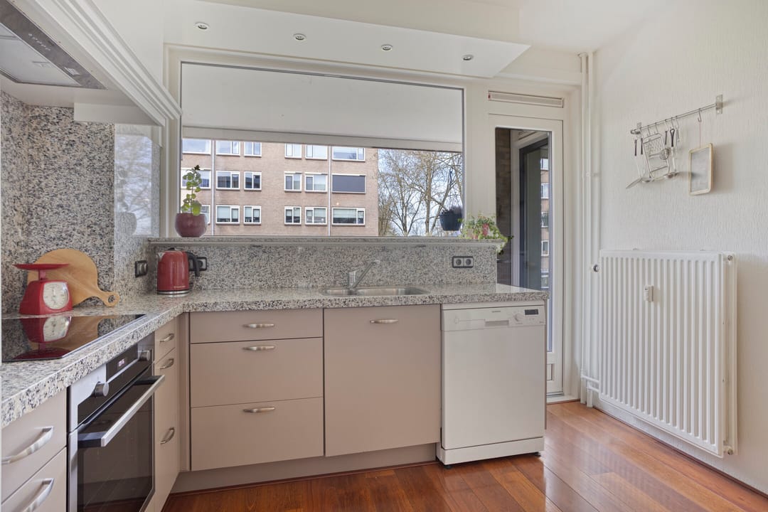 Foto 23 van J.J. van Deinselaan 358