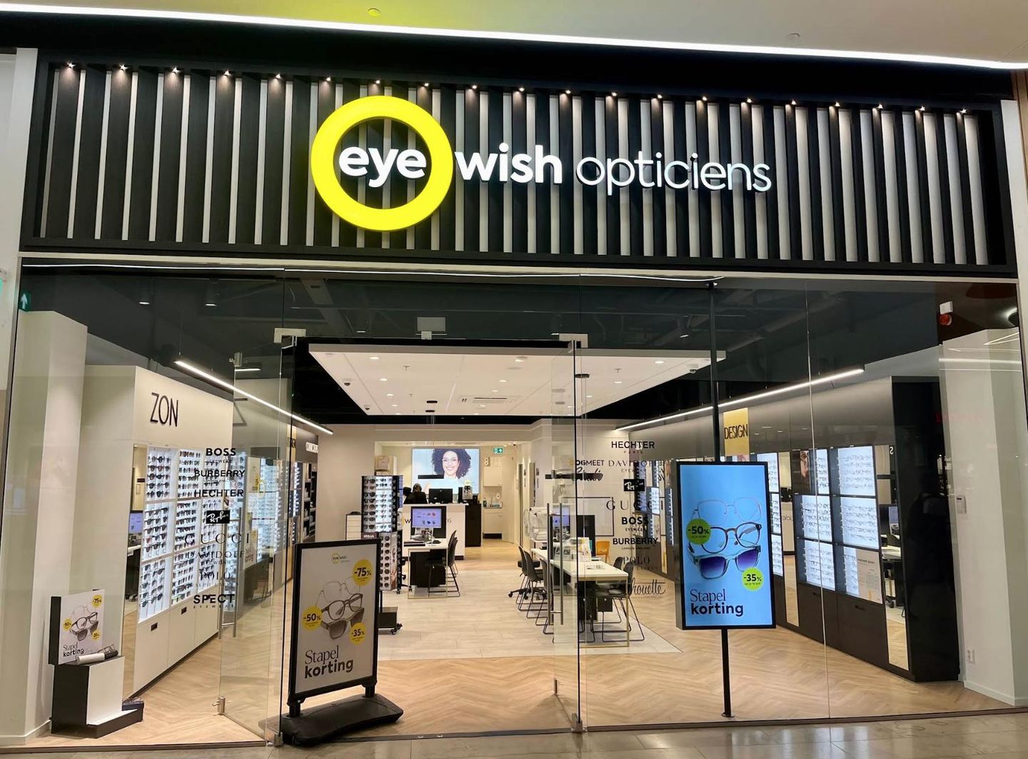 View photo 1 of Poolsterstraat 130