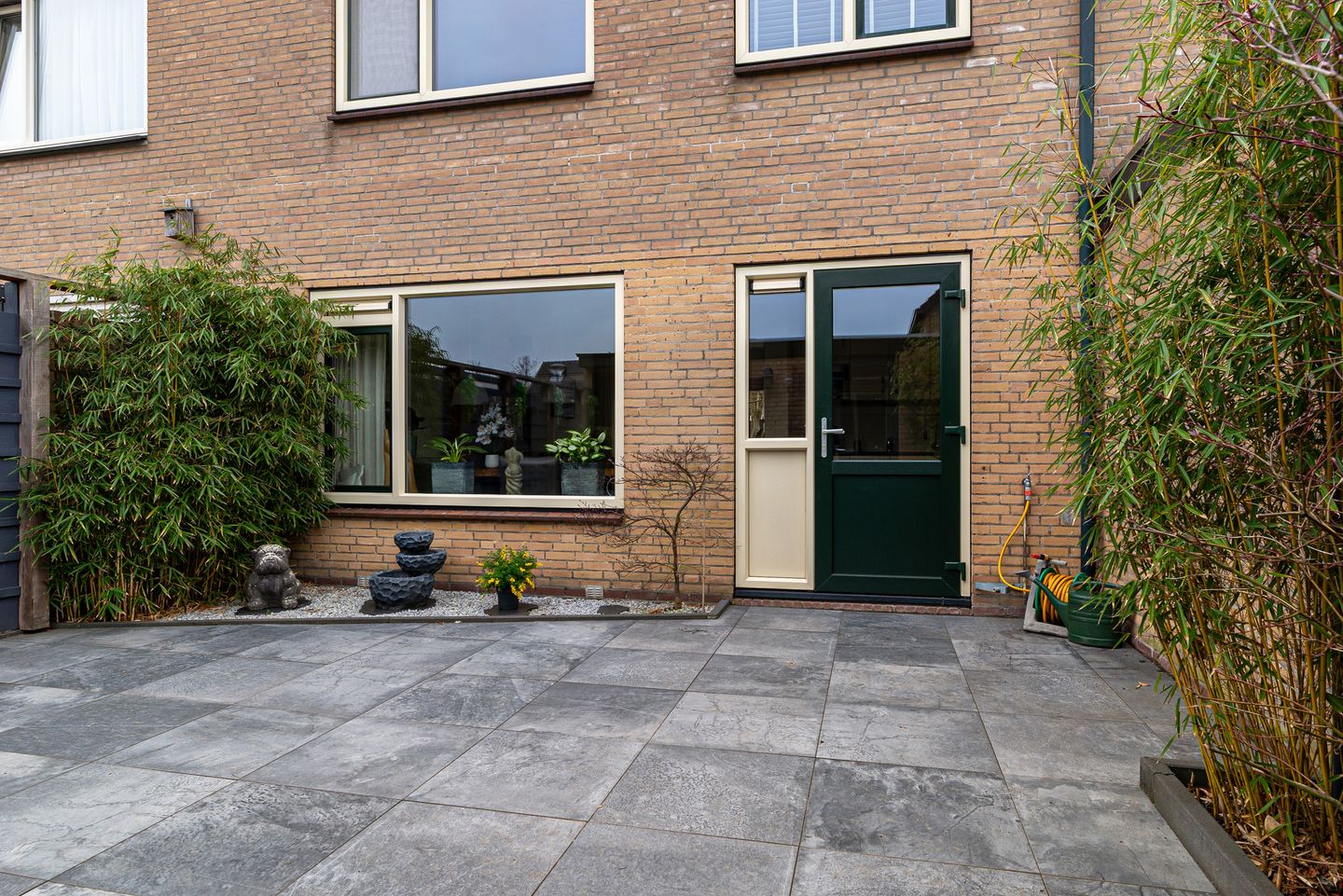 Photo 25 of Langeweide 329