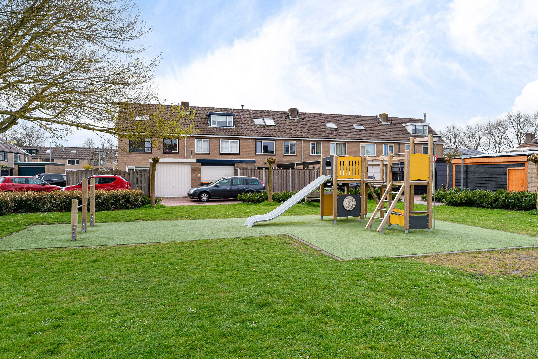 Photo 36 of Langeweide 329