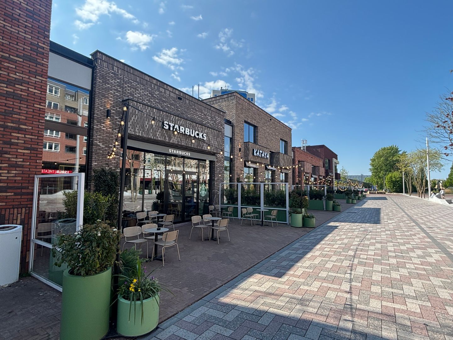 Bekijk foto 1 van Stadsplein 101-105