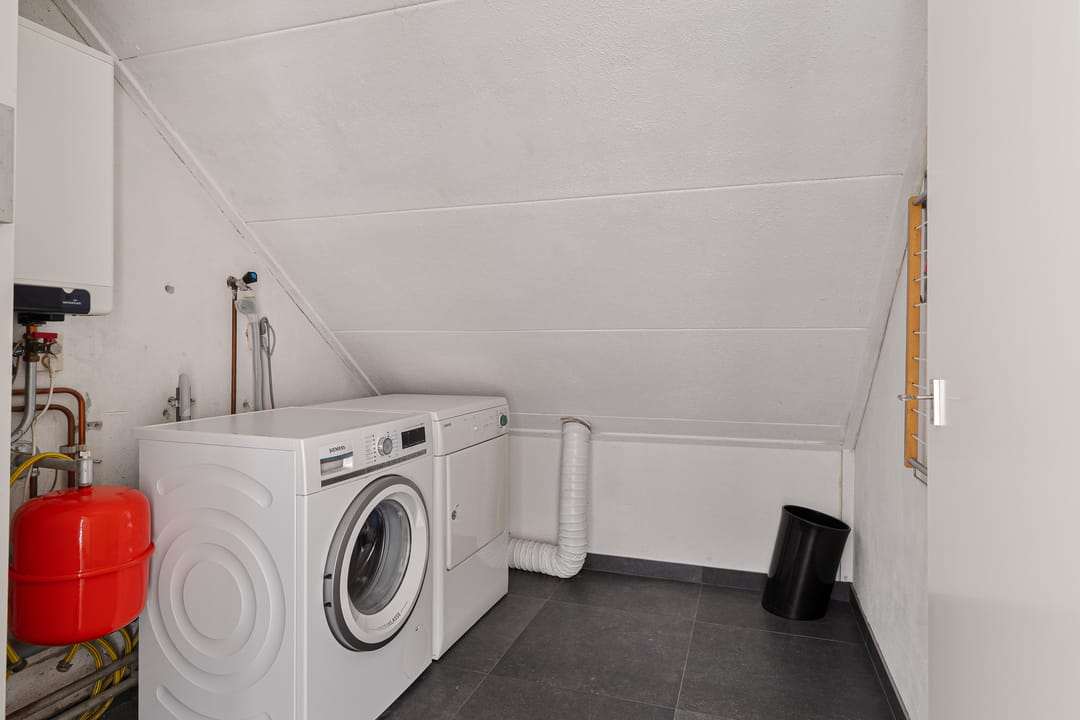 Photo 23 of Langeweide 329