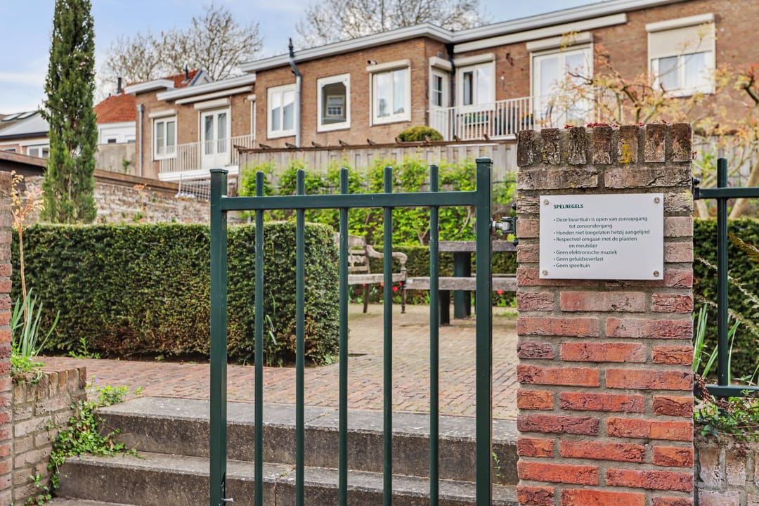 Photo 37 of Lange Steigerstraat 12-A