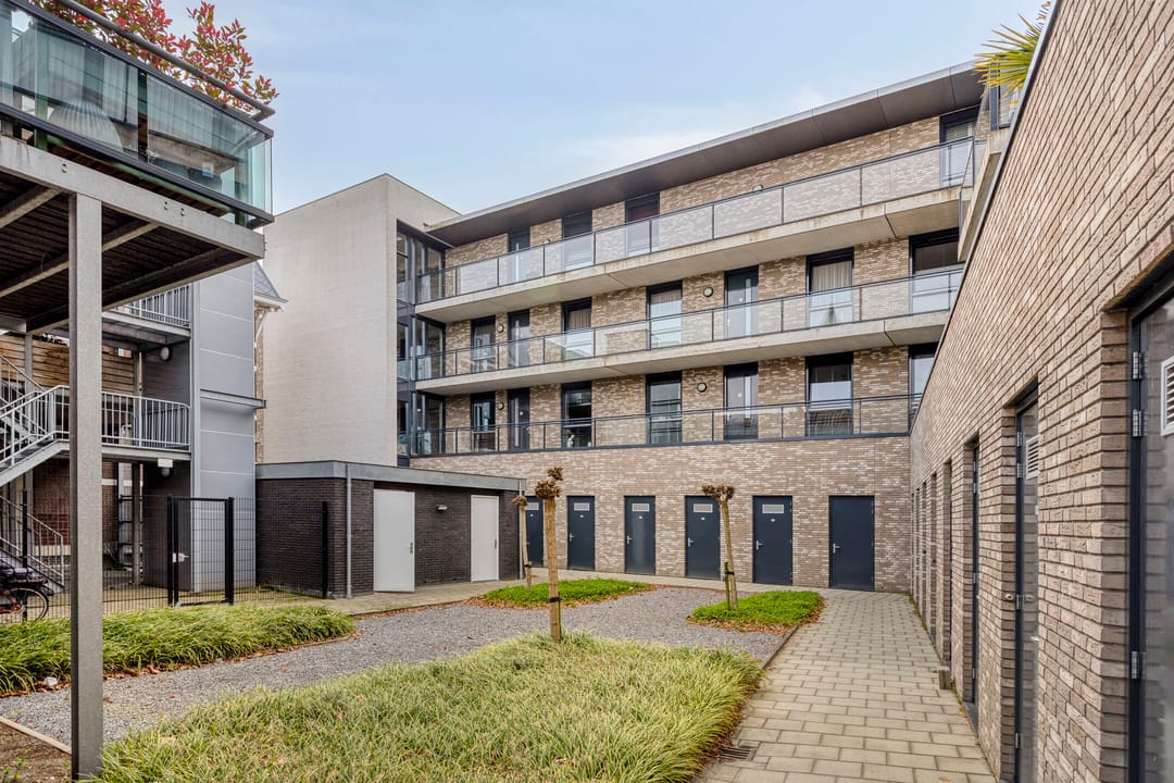 Photo 13 of Westdam 1-J1