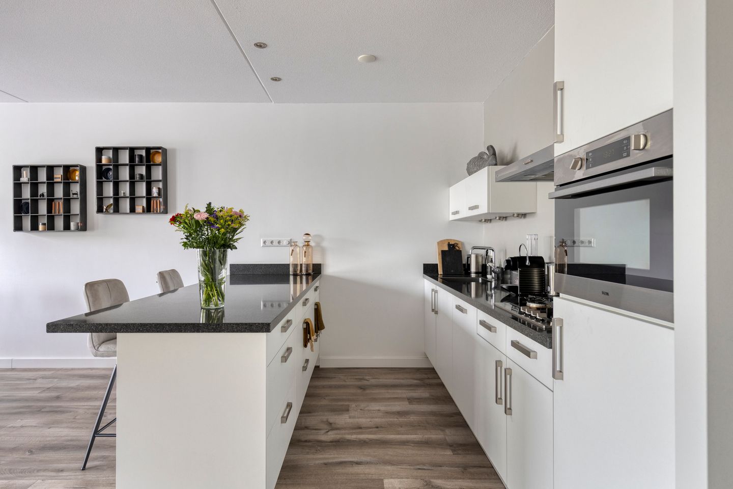 Photo 34 of Westdam 1-J1