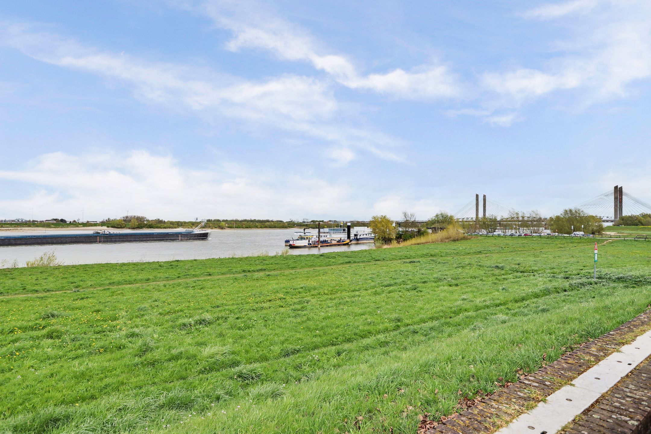 Photo 45 of Lange Steigerstraat 12-A