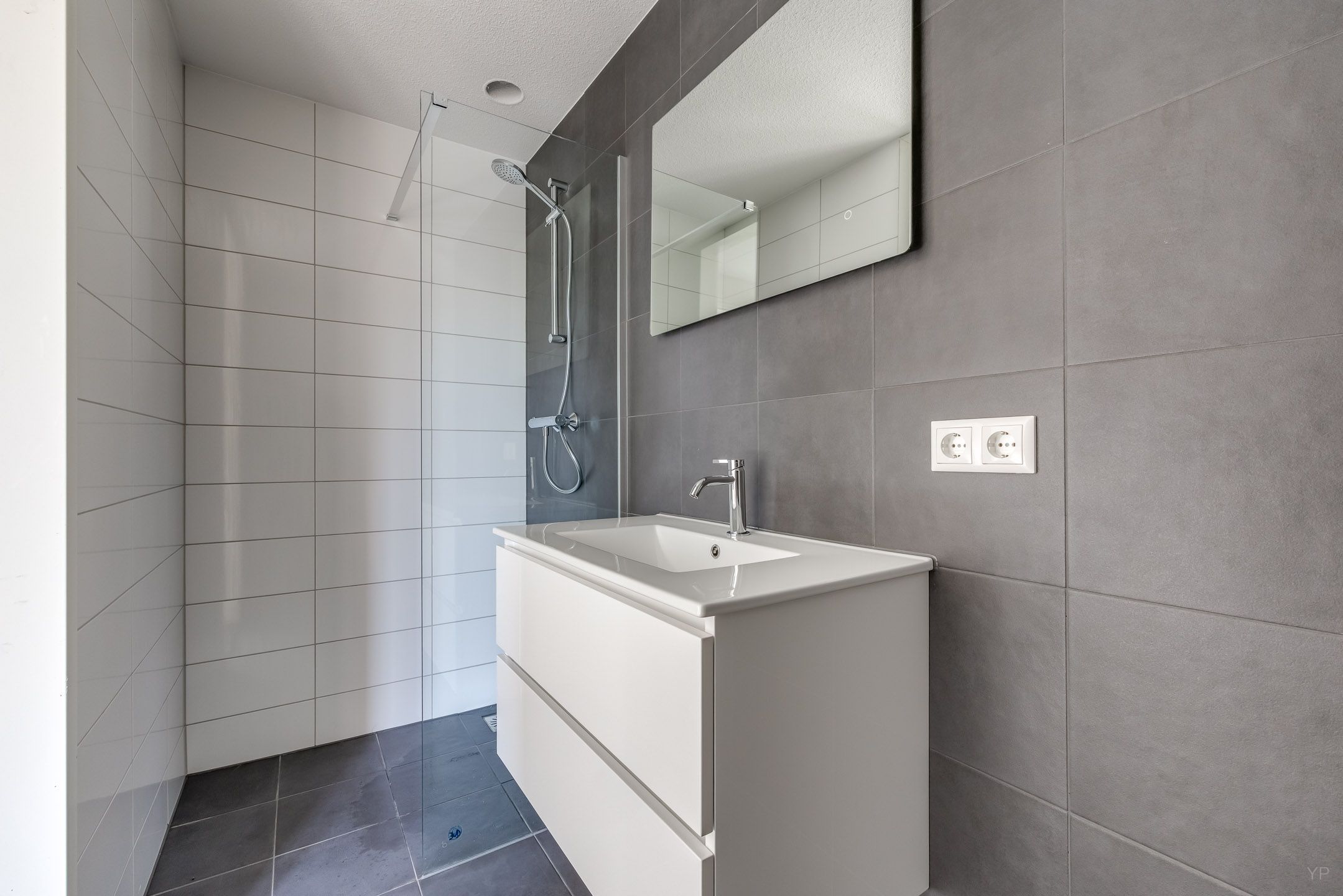 Photo 15 of Beatrixstraat 41