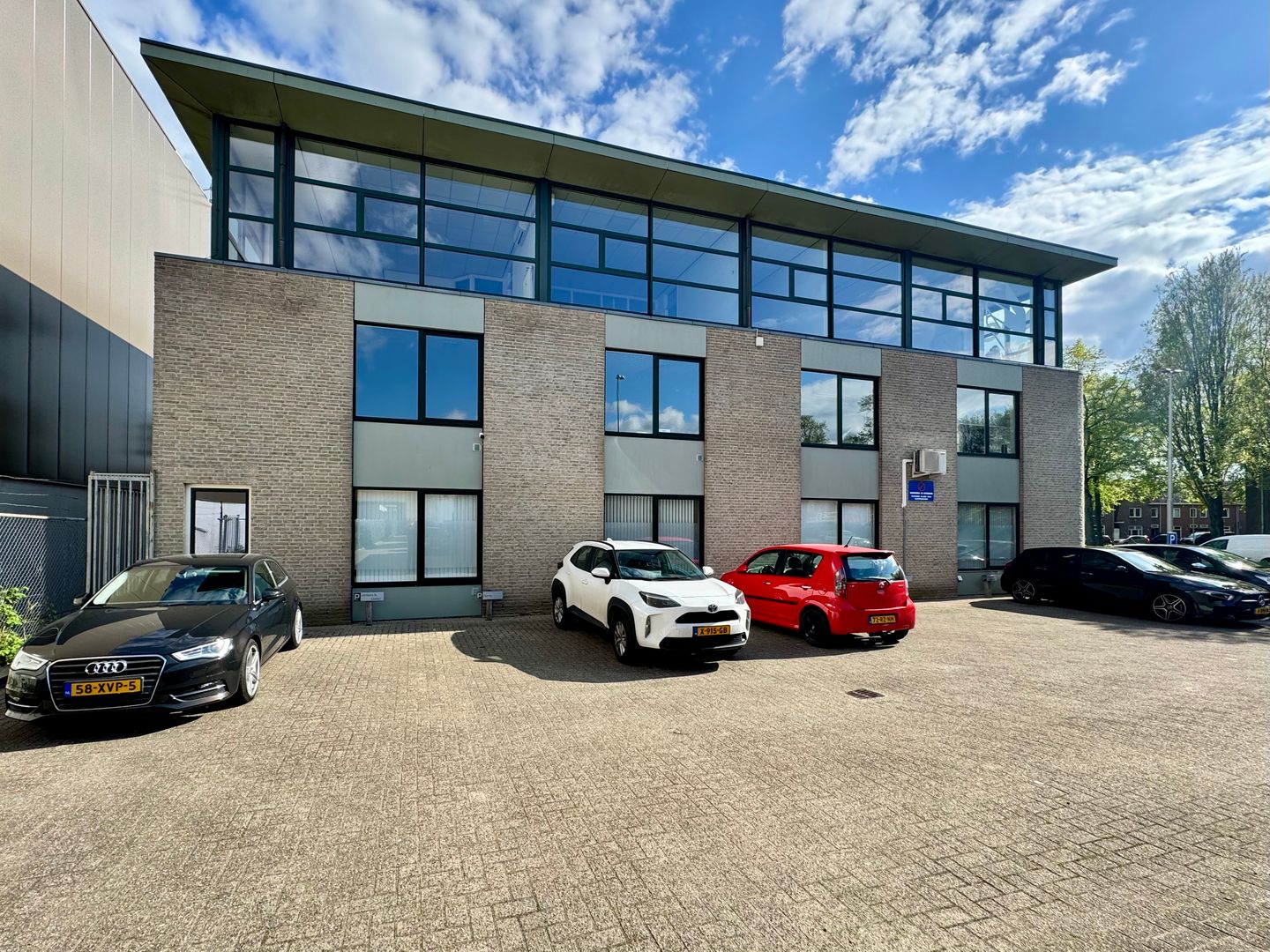 View photo 4 of Ringbaan-Oost 116-e