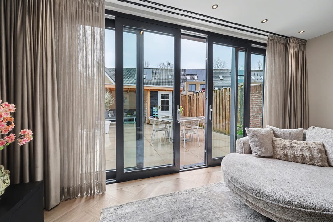 Foto 13 van Megenstraat 157