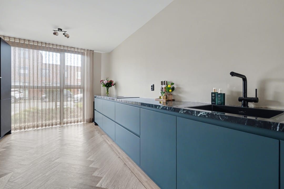 Foto 16 van Megenstraat 157