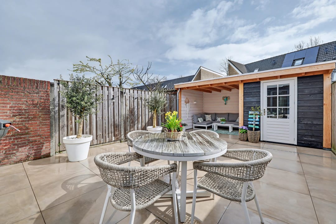 Foto 38 van Megenstraat 157