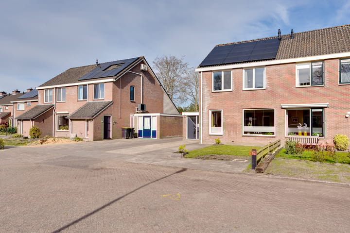 Foto 2 van Carry van Bruggenstraat 47