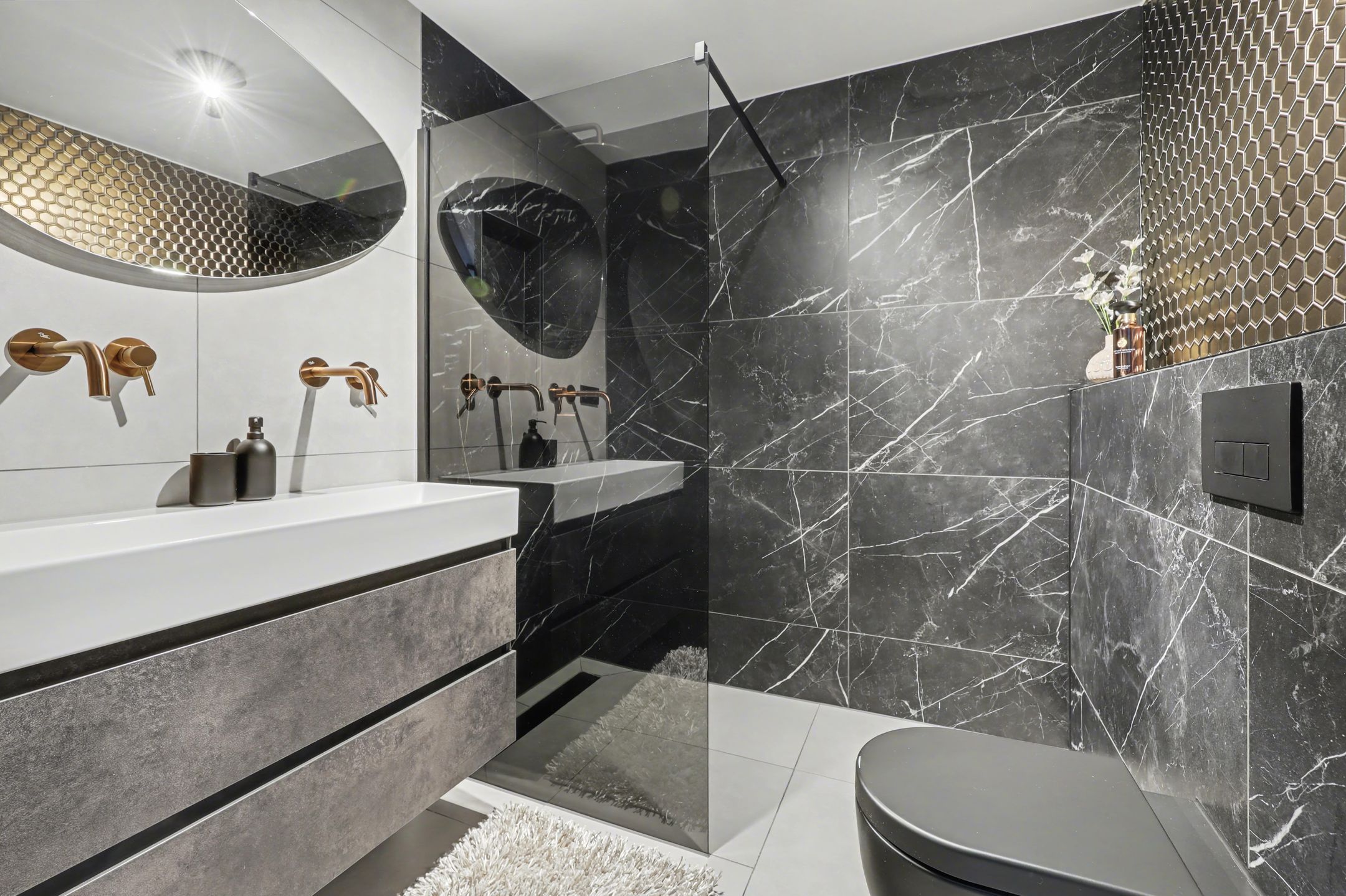 Foto 33 van Megenstraat 157