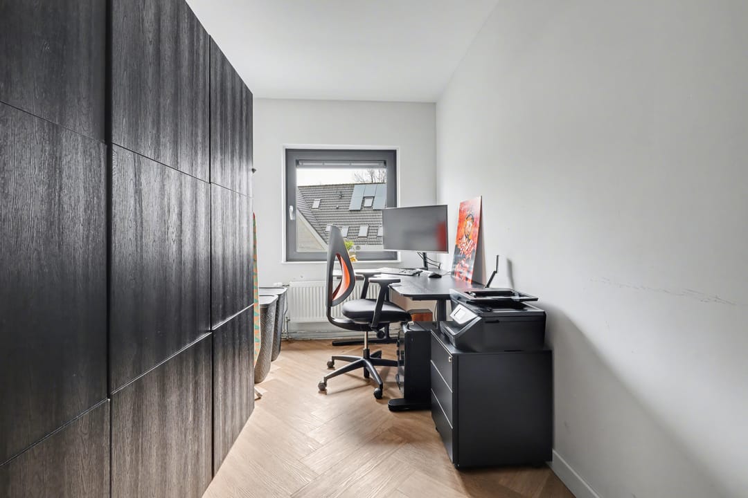 Foto 31 van Megenstraat 157