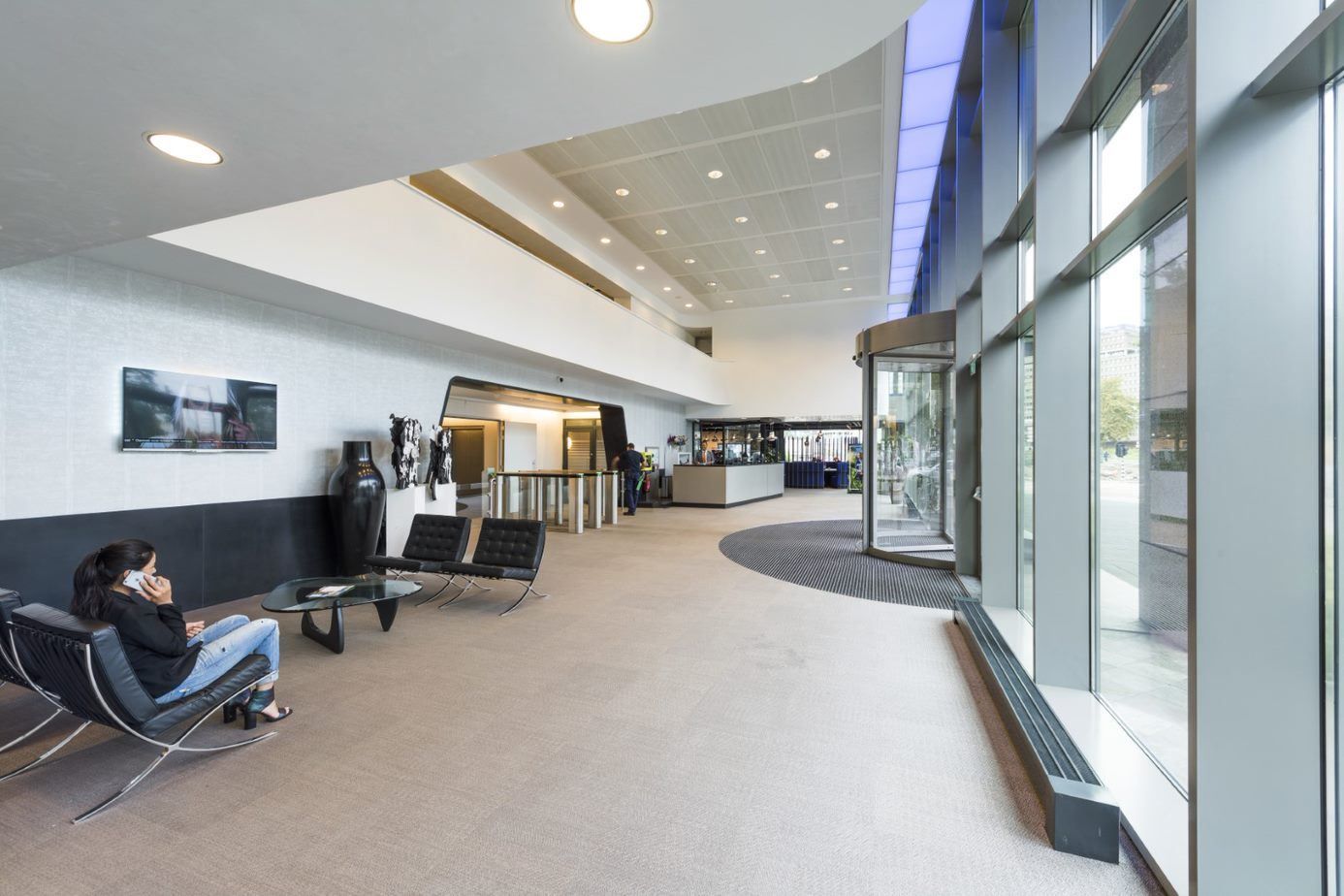 View photo 4 of Prins Bernhardplein 200