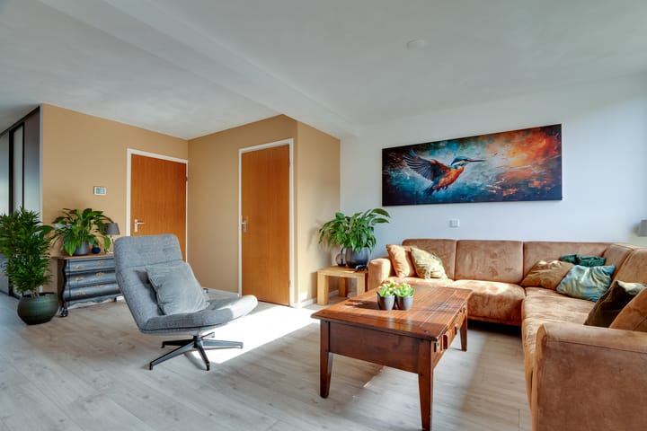 Photo 4 of Carry van Bruggenstraat 47