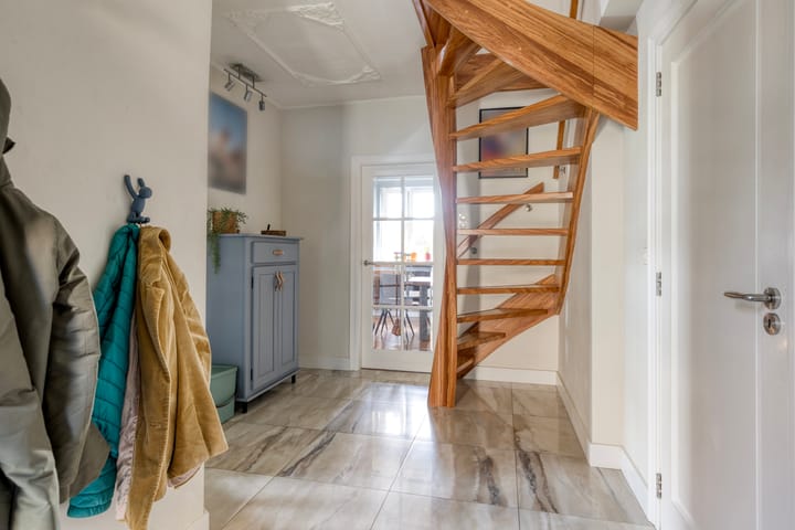 Vrijstaande woning te koop: Dorpsweg 2, Oudenhoorn