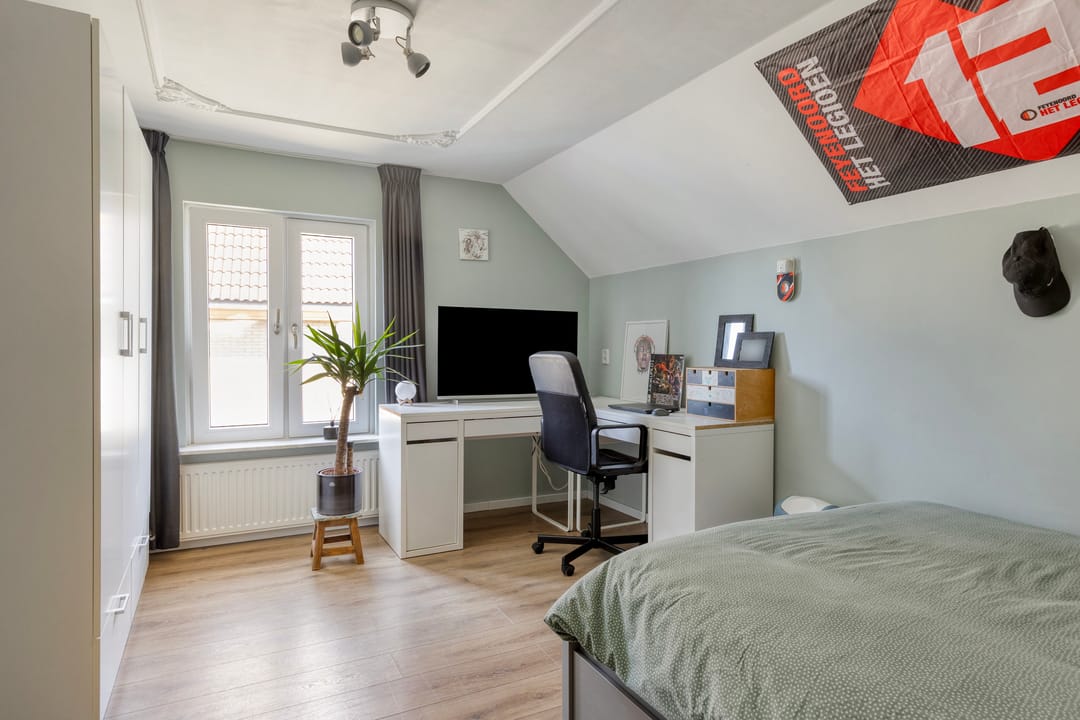 Foto 37 van Dorpsweg 2