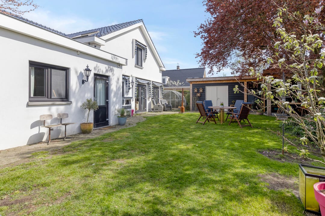 Foto 38 van Dorpsweg 2