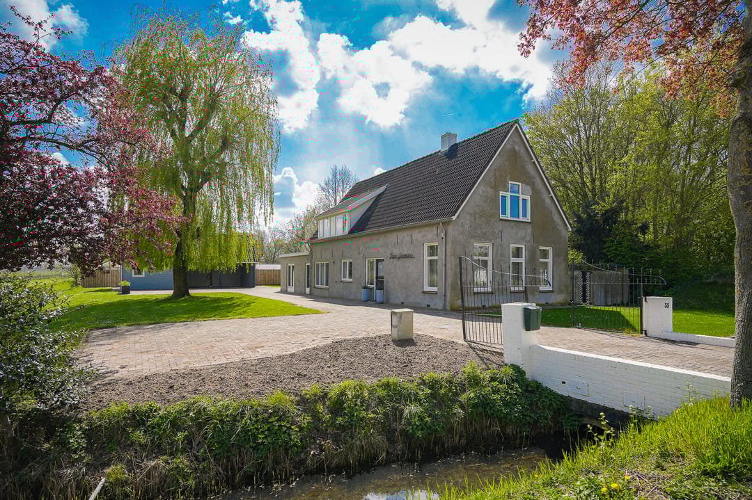 Photo 2 of H.C. de Jonghweg 35