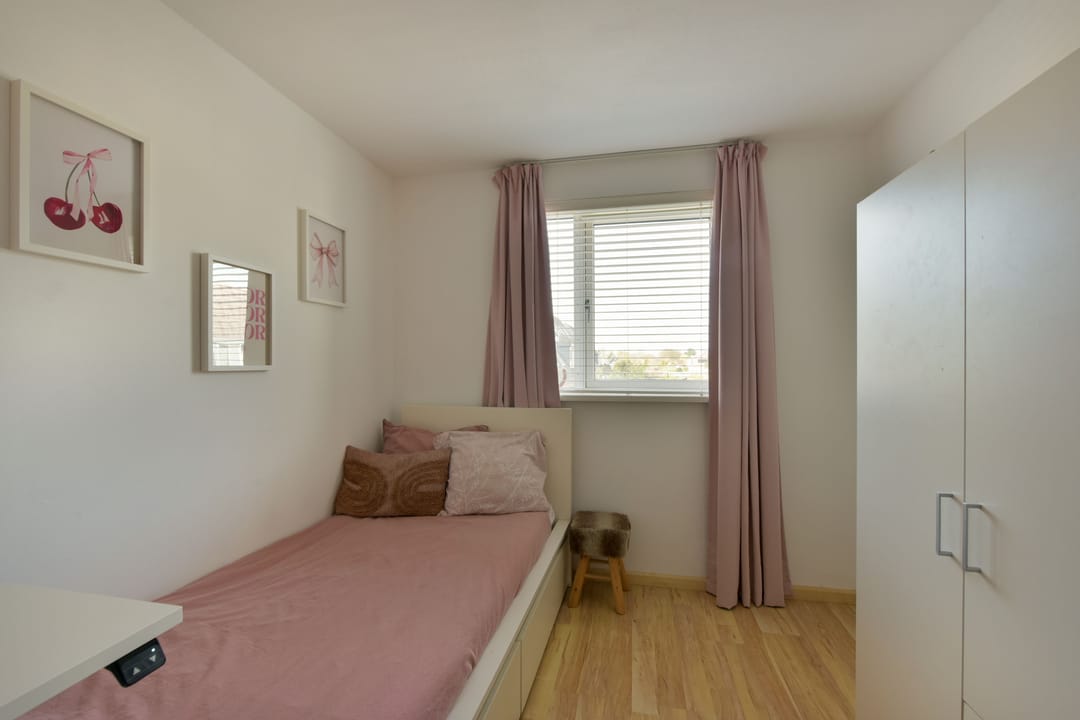 Spacious terraced house with four bedrooms and living room extension in Kersenboogerd-Zuid — 13
