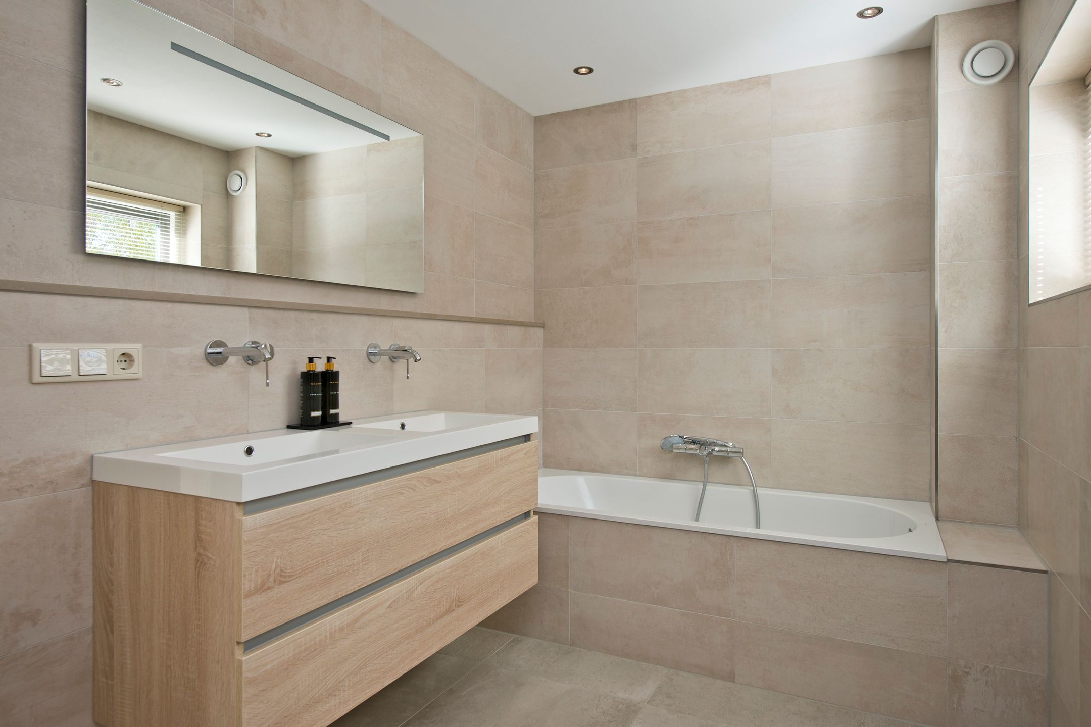 Photo 42 of Valckeniershof 5