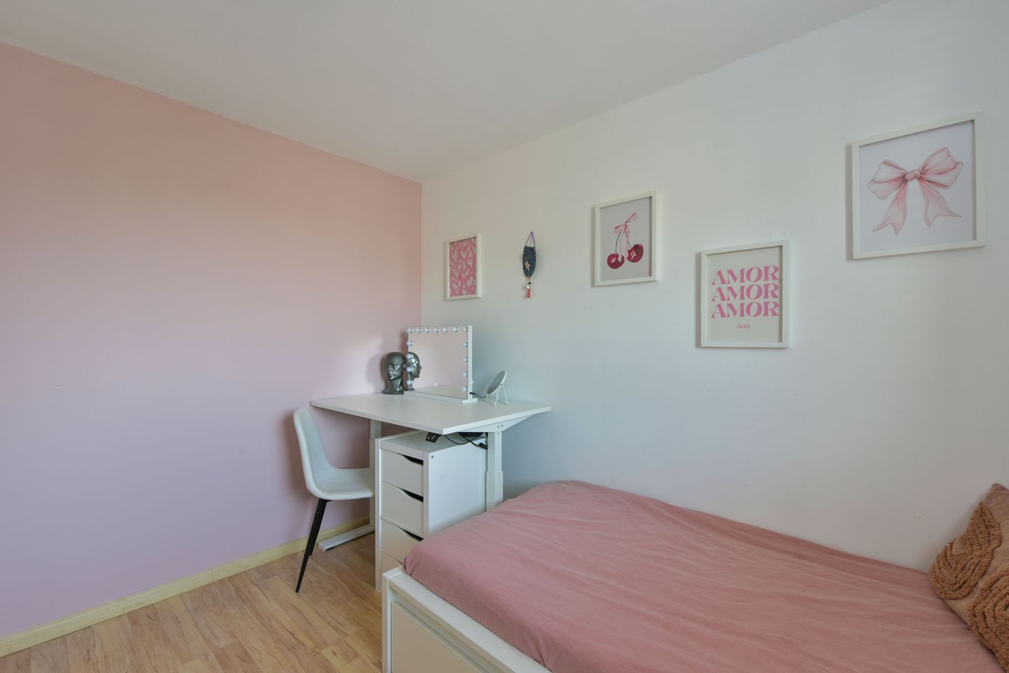 Spacious terraced house with four bedrooms and living room extension in Kersenboogerd-Zuid — 14
