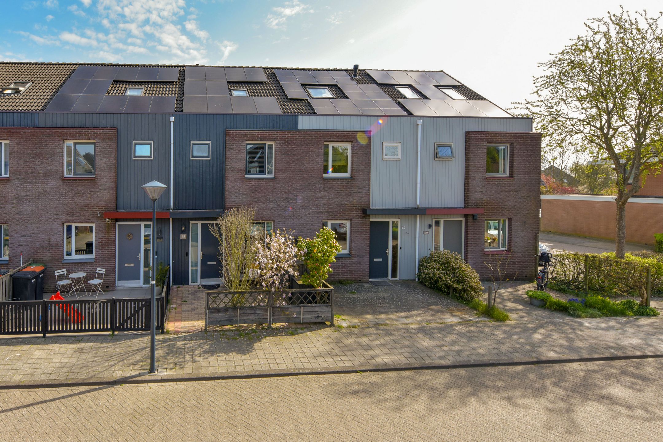 Spacious terraced house with four bedrooms and living room extension in Kersenboogerd-Zuid — 27