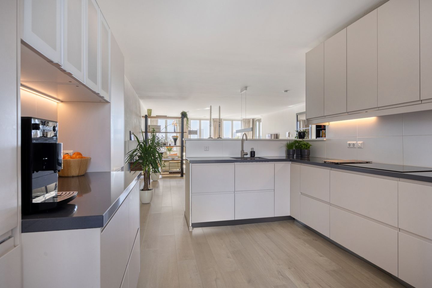 Foto 29 van Paulus Potterstraat 22