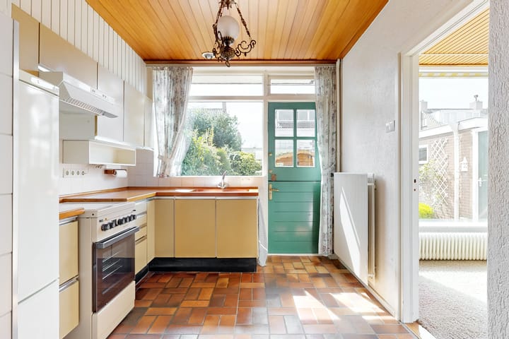 Hoekwoning te koop: Bankenlaan 17, Beverwijk