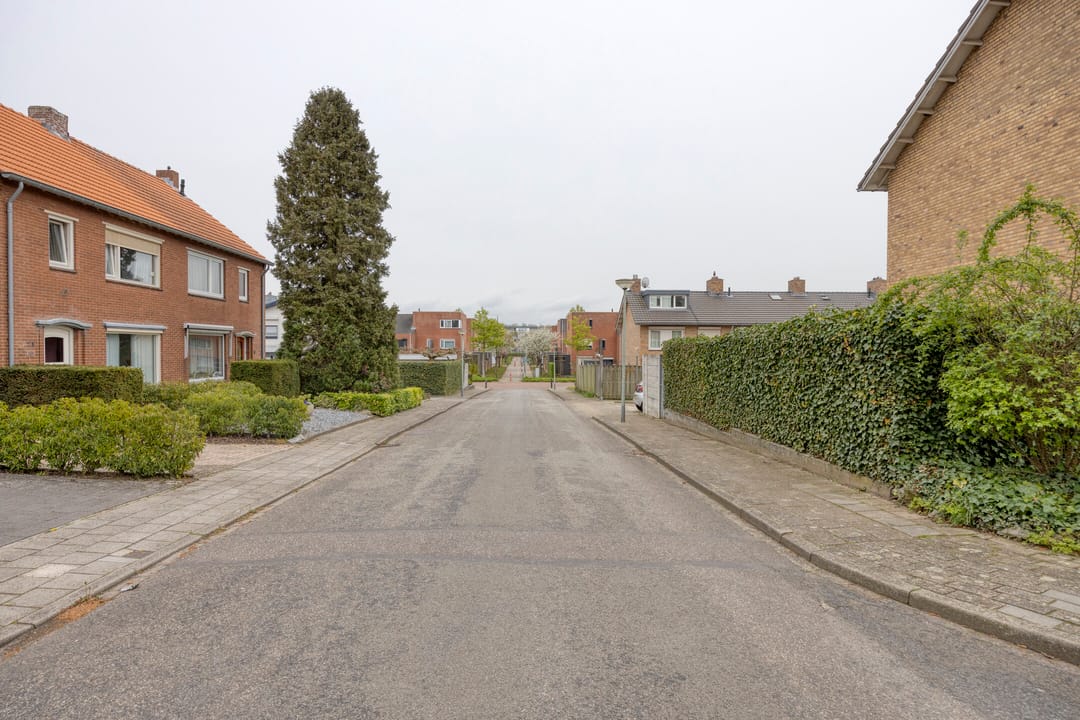 Photo 46 of Burgemeester Beenenstraat 25