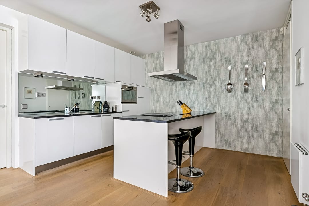 Photo 2 of Galjoen 11 63