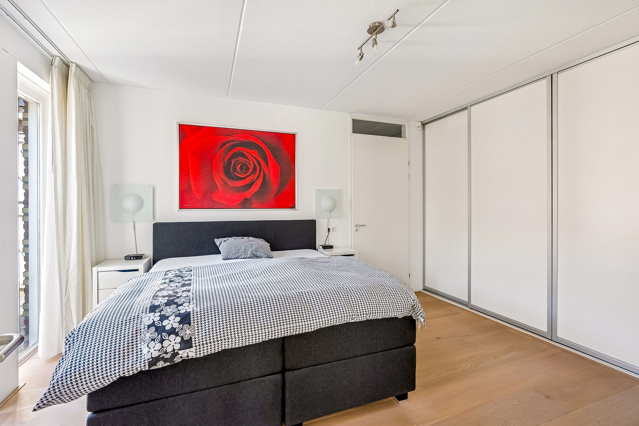 Photo 18 of Galjoen 11 63