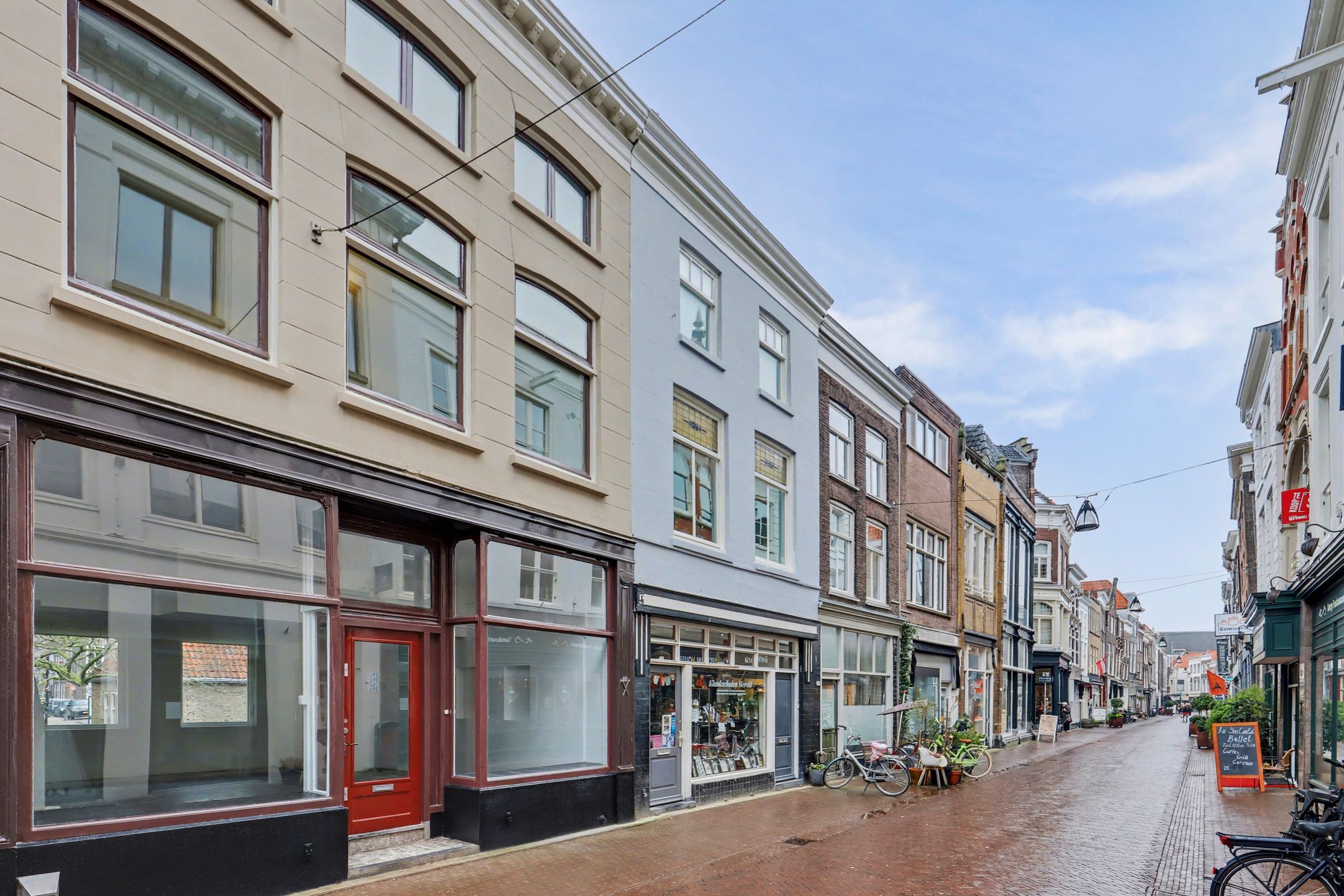 Foto 3 van Voorstraat 439