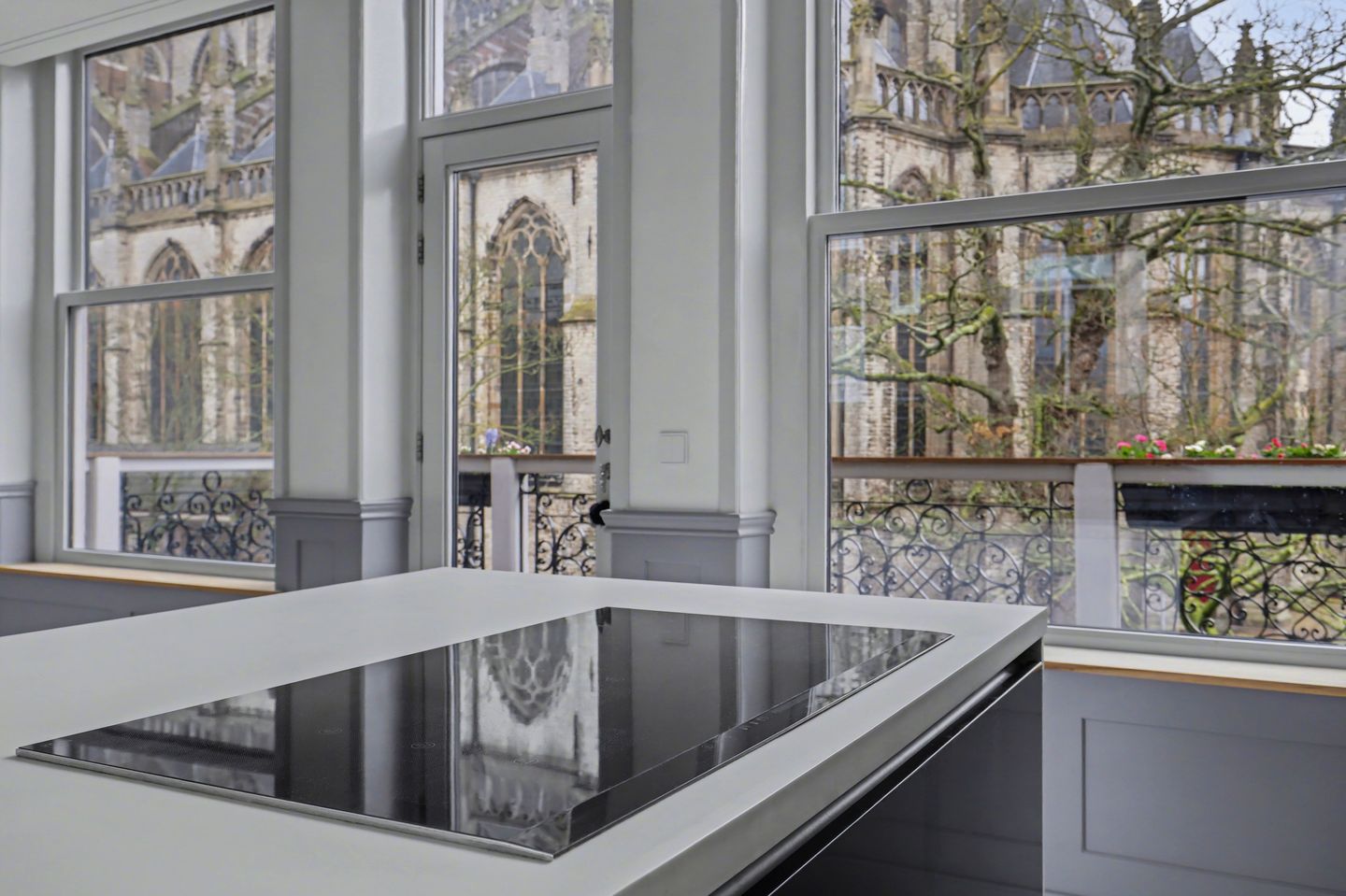 Foto 25 van Voorstraat 439