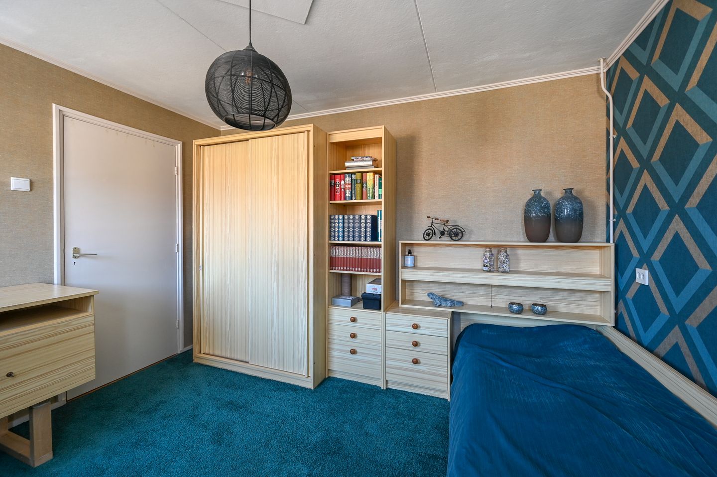 Photo 25 of Hortensiastraat 18