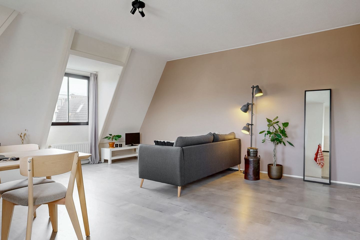 Foto 5 van Grotestraat 133-E