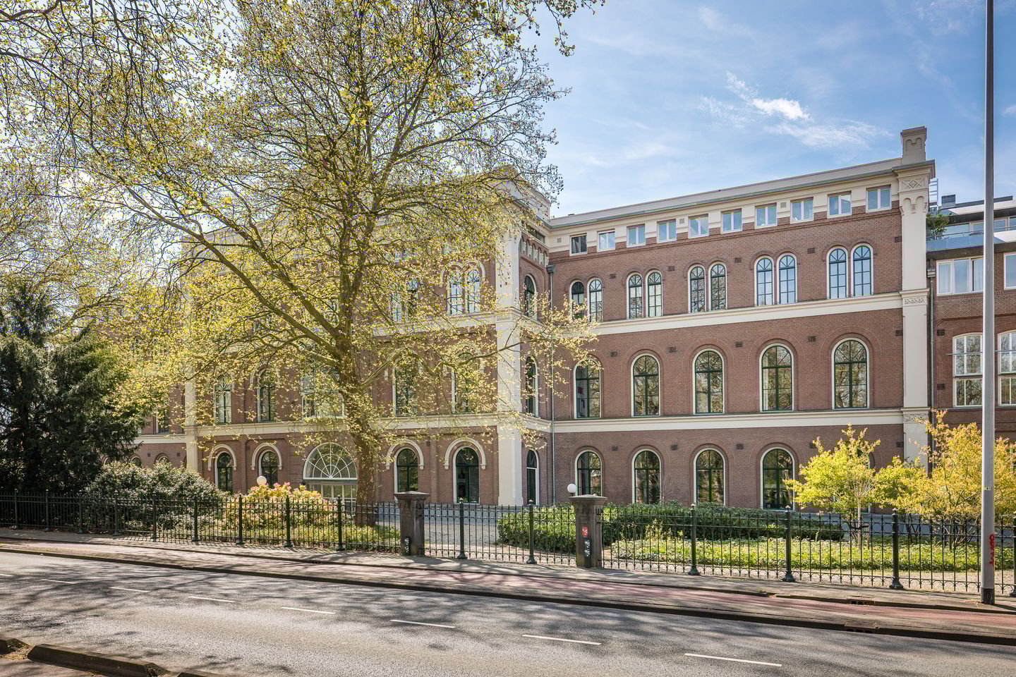 Foto 29 van Arthur van Schendelstraat 70