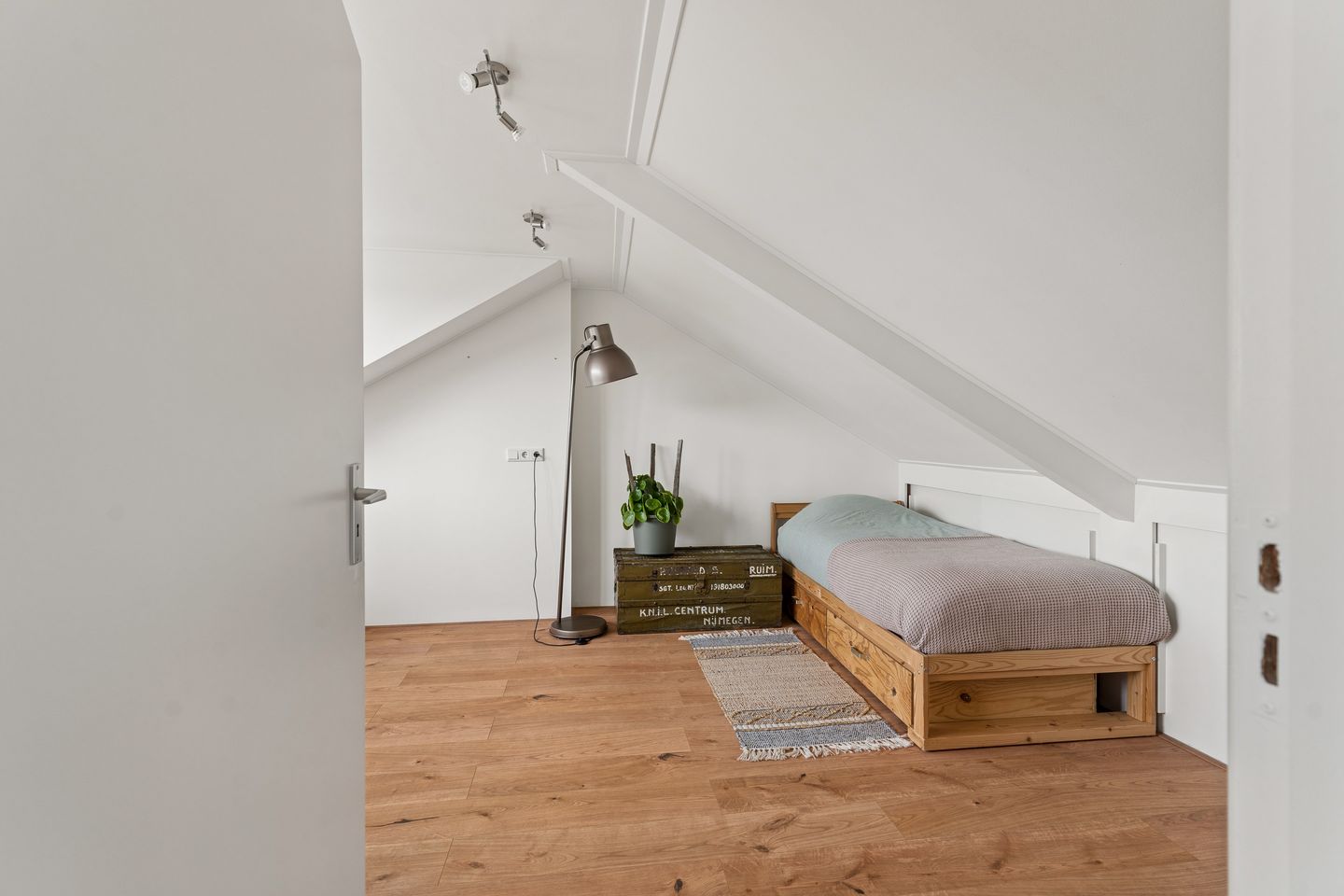 Foto 29 van Derick Huessenstraat 8