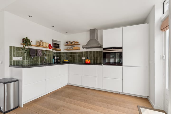 Photo 4 of Derick Huessenstraat 8